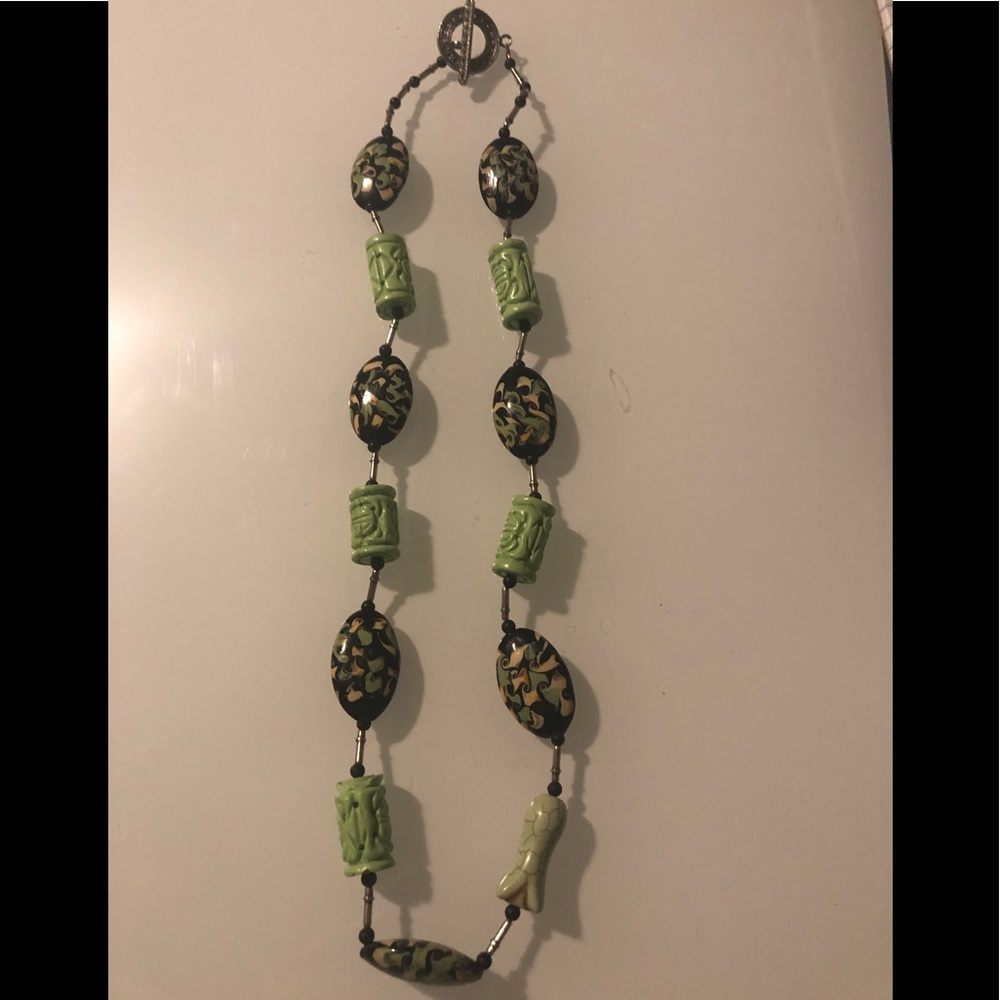 Beaded necklace